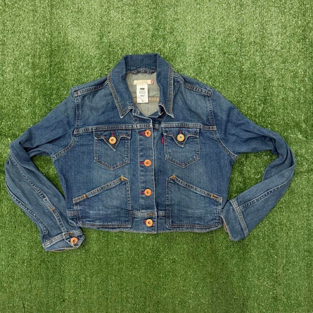 Y2K Womens Levi's cropped blue denim jacket
